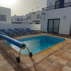 villa-perdomo.in-canary-islands.com/